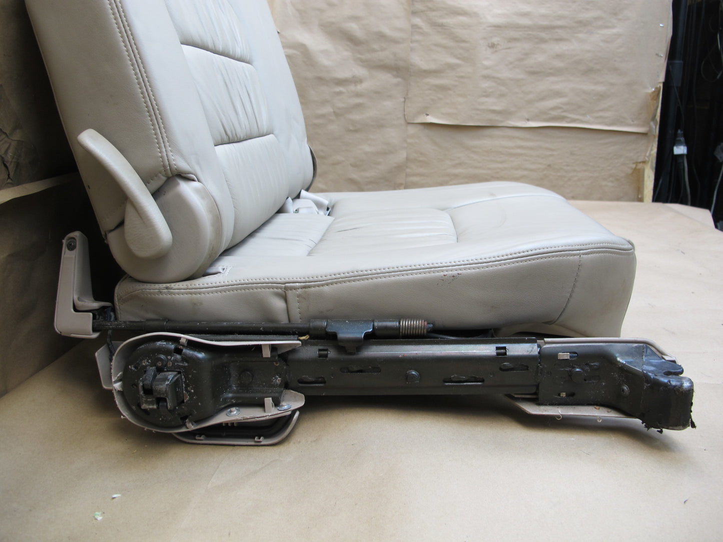 1998-2002 Lexus LX470 Rear 3RD Third ROW Left & Right Leather Seat Set of 2