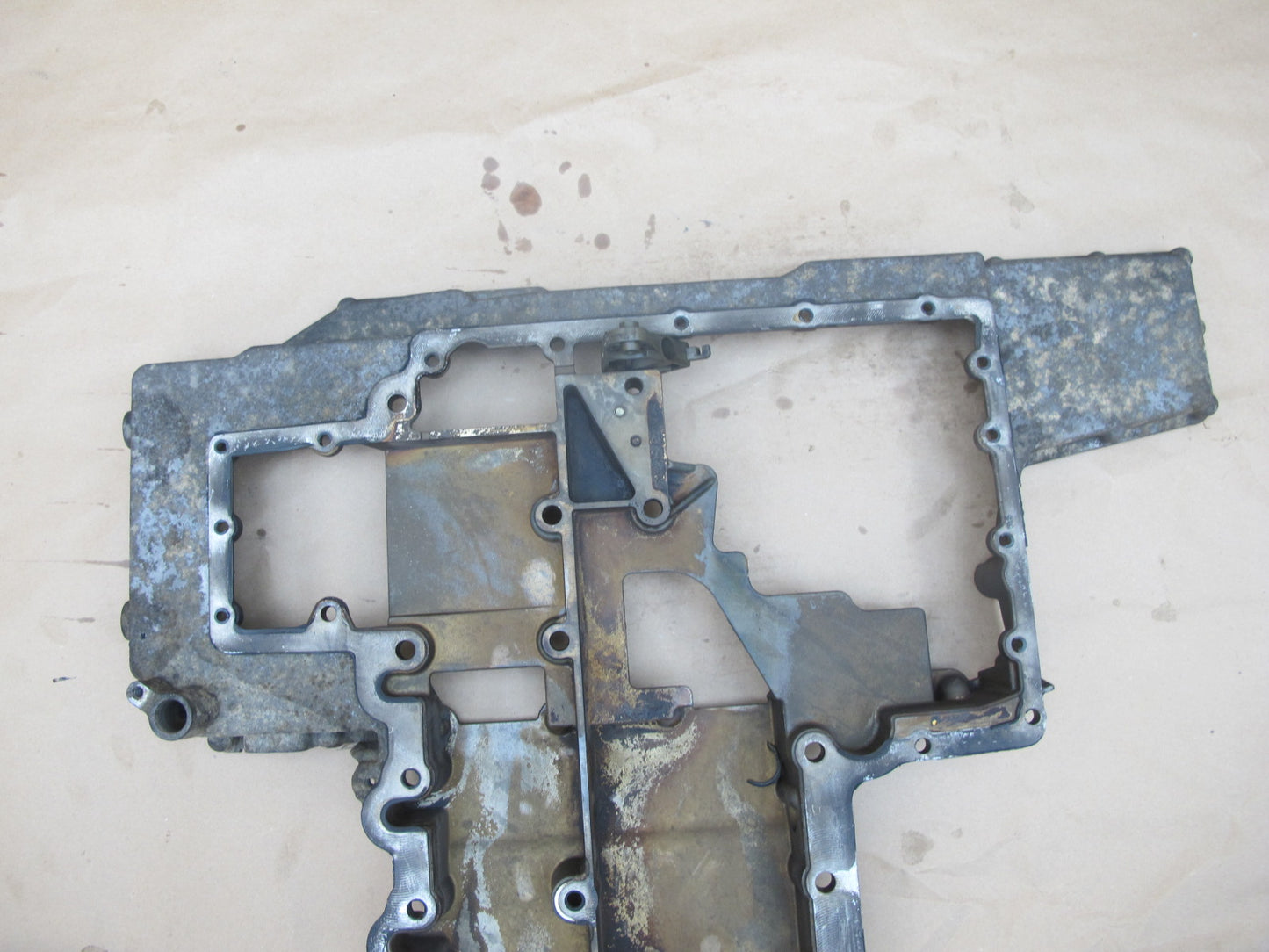 2006-2012 Bentley Continental Flying Spur 6.0L Engine Motor Upper Oil Pan