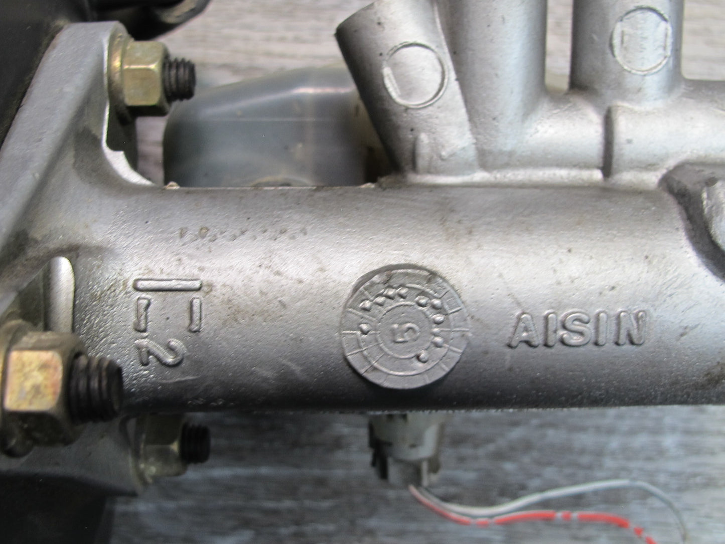 92-94 Lexus UZZ30L SC400 Brake Master Cylinder Booster Reservoir OEM