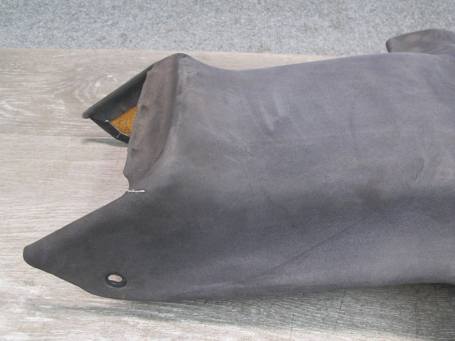 92-96 Nissan Z32 300ZX 2+0 Rear Center Trim Cover Panel 84942-46P00 OEM