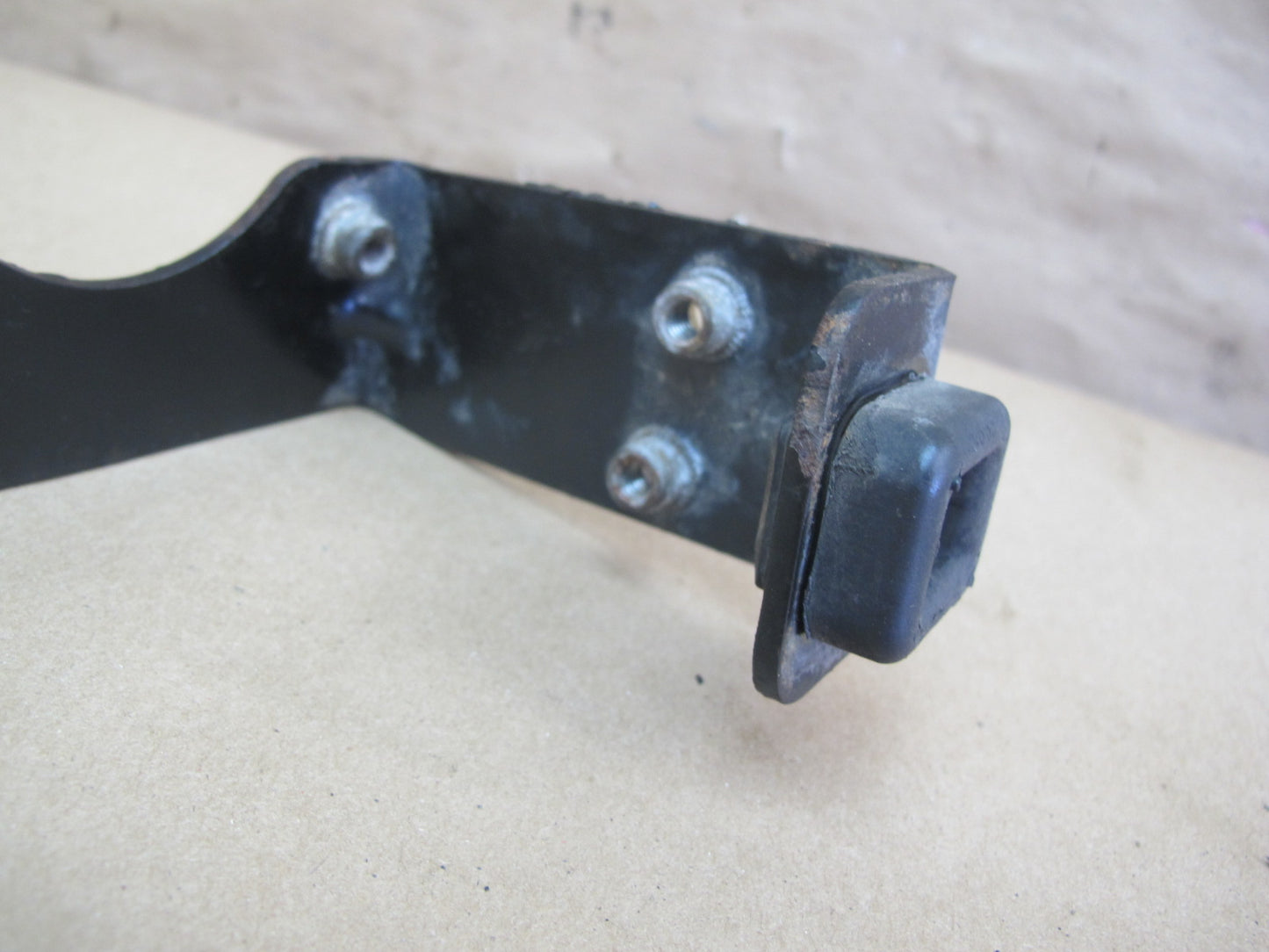 11-12 Fisker Karma Coolant Pipe & Underhood Mounting Bracket Hardware Set OEM