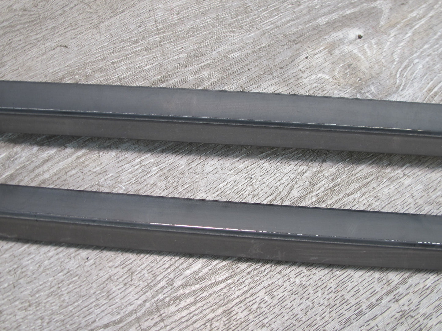 90-96 Nissan Z32 300ZX 2+0 Set of 2 Door Window Weatherstrip Seal Molding OEM