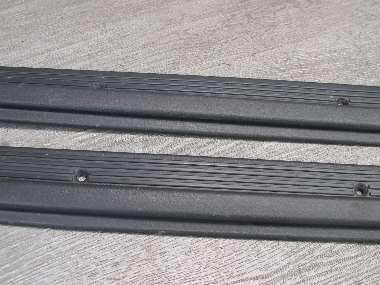 90-96 Nissan Z32 300ZX 2+0 Set of 2 Door Step Scuff Sill Plate Trim OEM