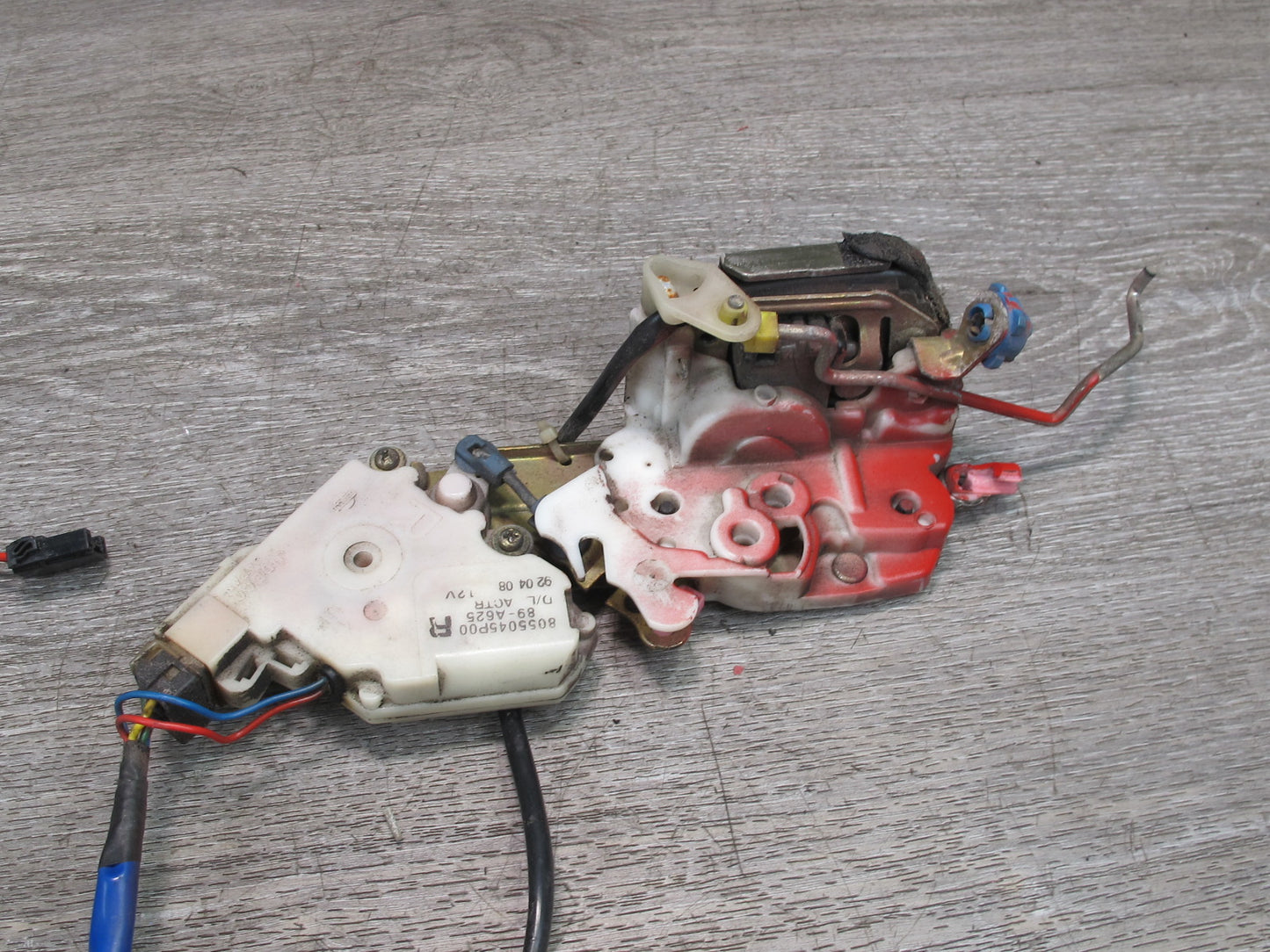 92-96 Nissan Z32 300ZX Right Door Lock Latch Actuator 8055045P00 OEM