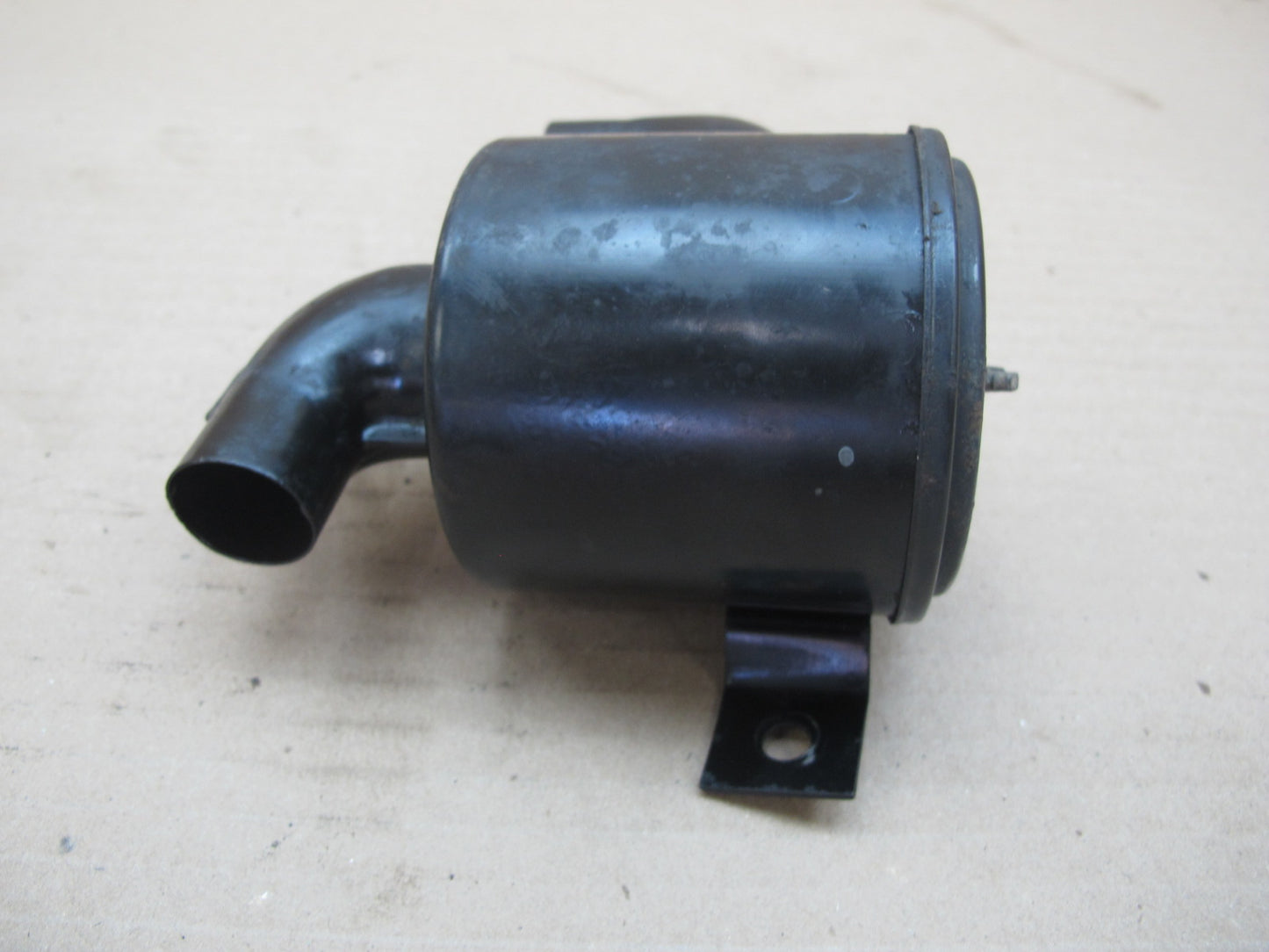 1983-1986 Porsche 928S Smog Pump Air Cleaner Canister 92811314500