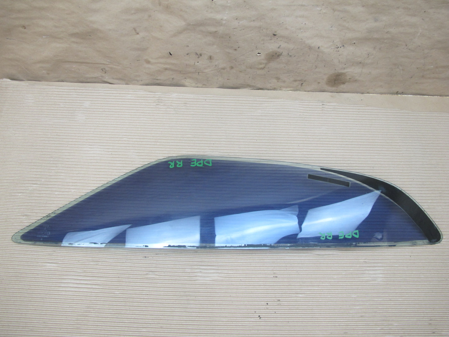 1983-1991 Porsche 928 S Rear Right Pass Side Quarter Glass Window