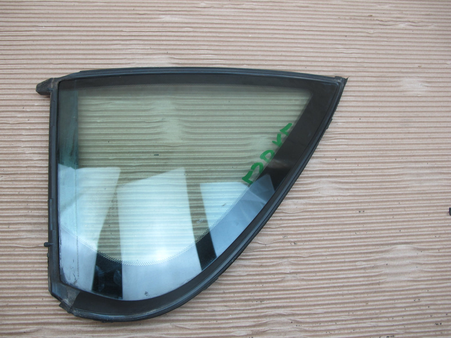 01-06 Lexus UCF30L LS430 Rear Left Quarter Glass Window OEM
