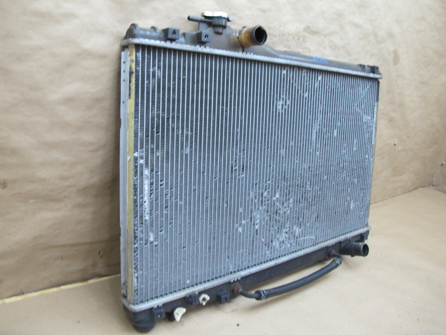 92-95 Lexus UZZ30L SC400 Engine Cooling Radiator OEM