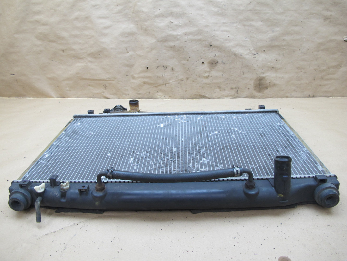 92-95 Lexus UZZ30L SC400 Engine Cooling Radiator OEM