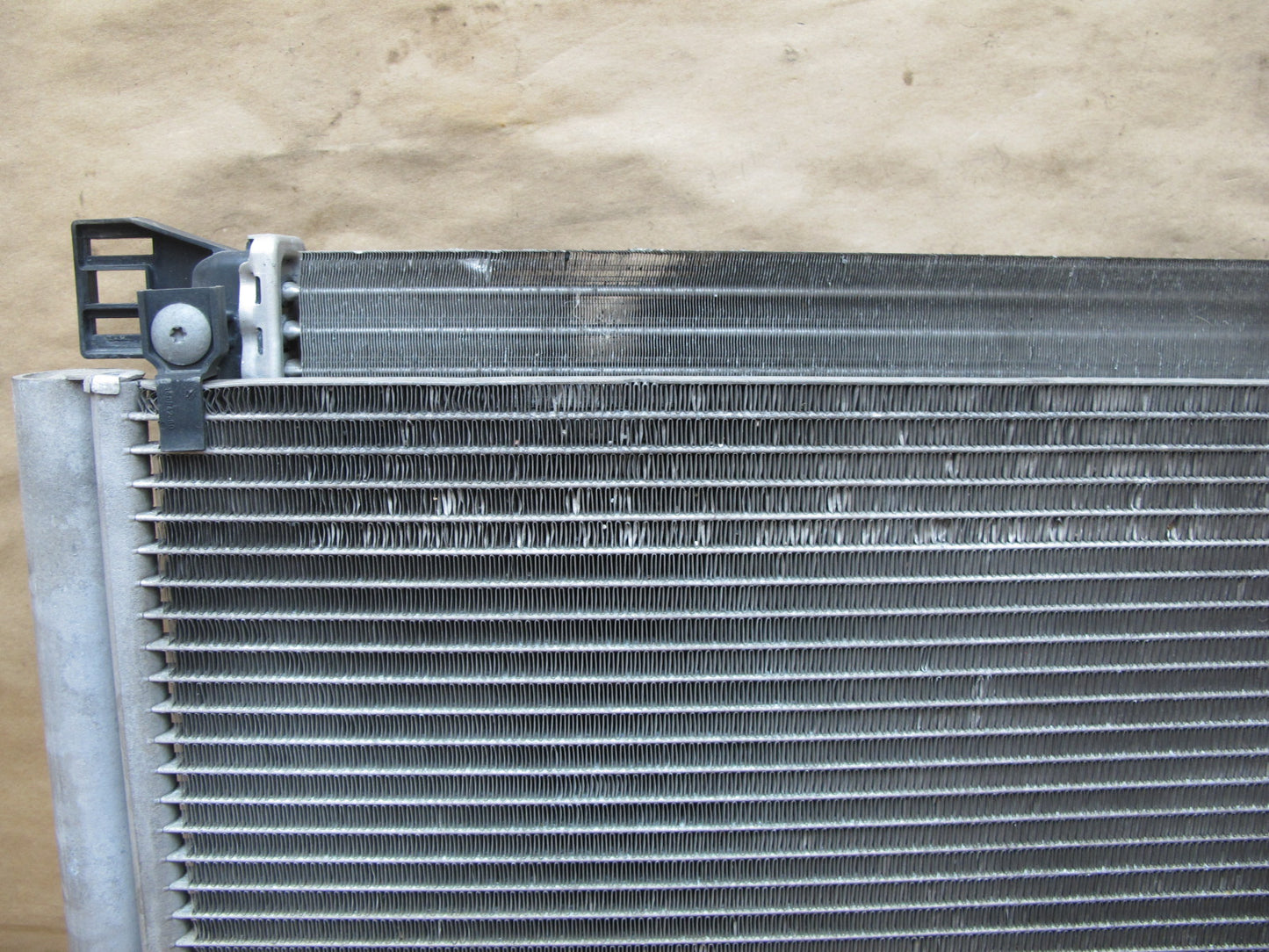 11-15 Mini R55 R56 R57 R58 R59 N16 Engine Cooling Radiator A/C Condenser OEM