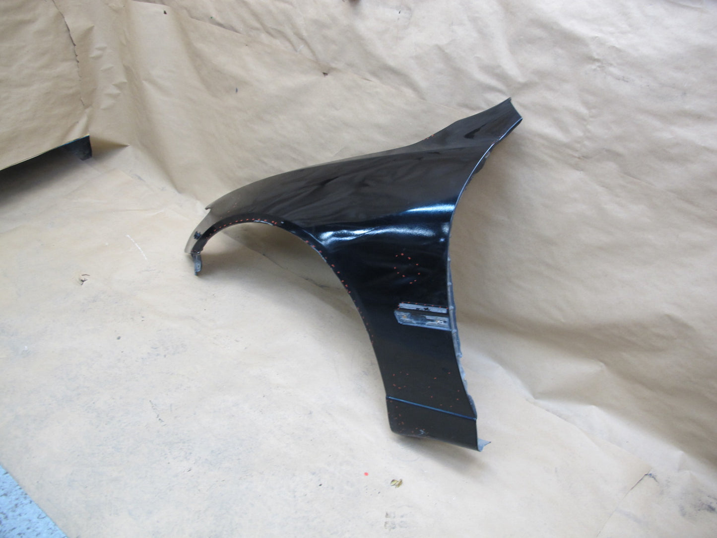 01-05 Lexus JCE10L IS300 Front Left Fender Shell Cover Panel OEM