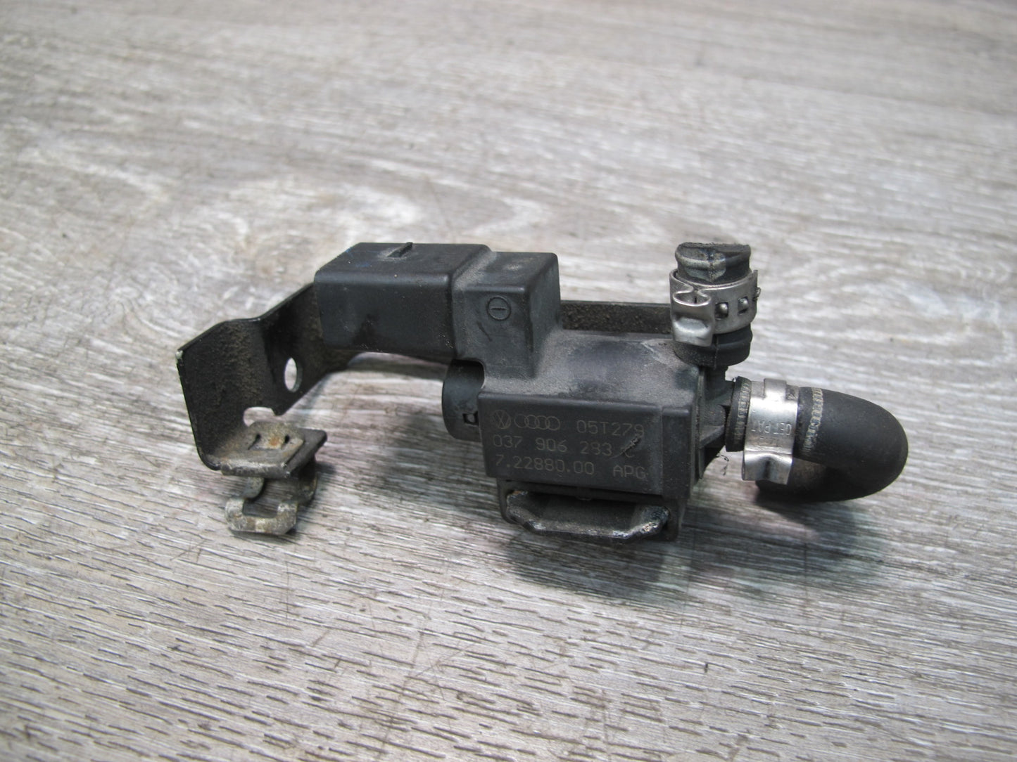 2006-2012 Bentley Flying Spur Air Smog EGR Vapor Canister Purge Valve