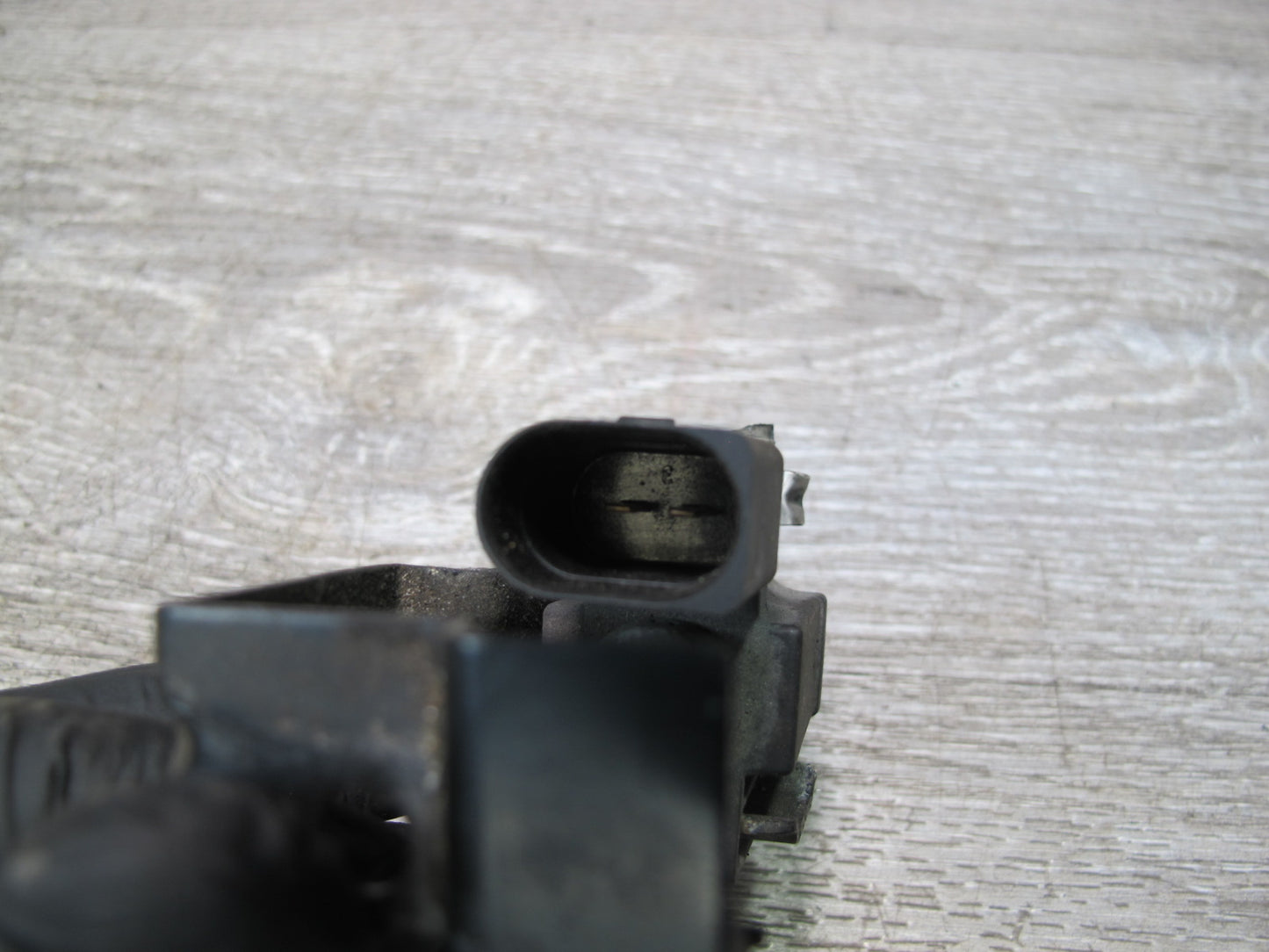 2006-2012 Bentley Flying Spur Air Smog EGR Vapor Canister Purge Valve