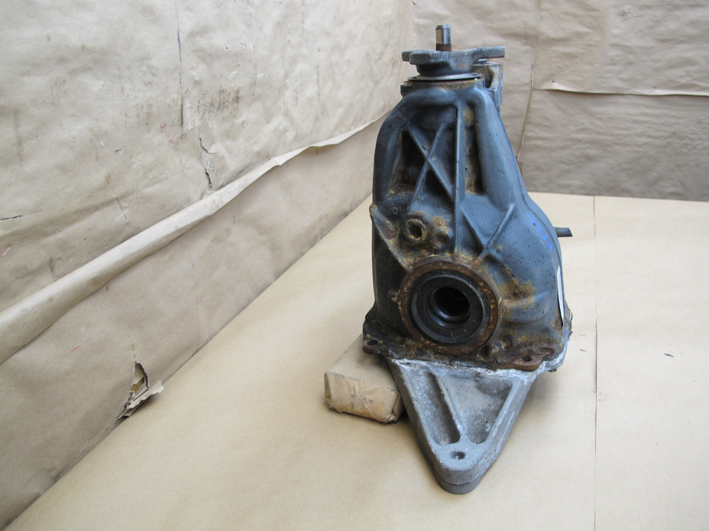 12-18 Mercedes W166 GLE350 ML350 AWD Rear Differential Carrier 3.67 Ratio OEM