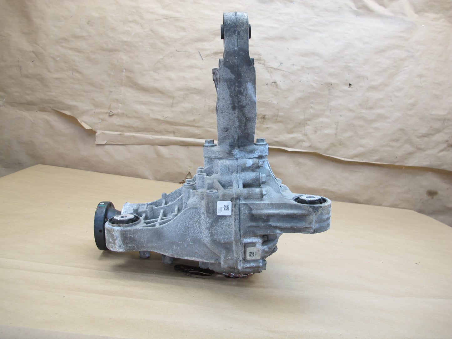 12-18 Mercedes W166 GLE350 ML350 AWD Front Differential Carrier 3.70 Ratio OEM