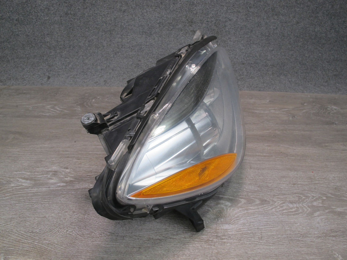 12-15 Mercedes W166 Ml-class Front Right Halogen Headlight Lamp 1668207159 OEM