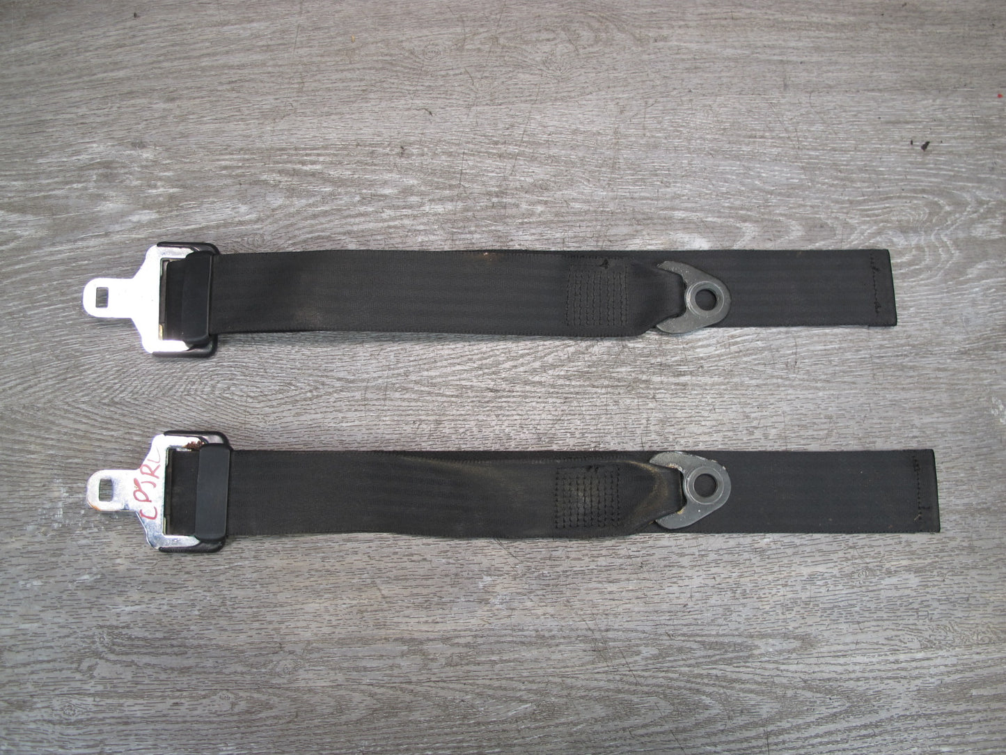 80-82 PORSCHE 924 REAR RIGHT & LEFT SIDE SEATBELT SET OEM