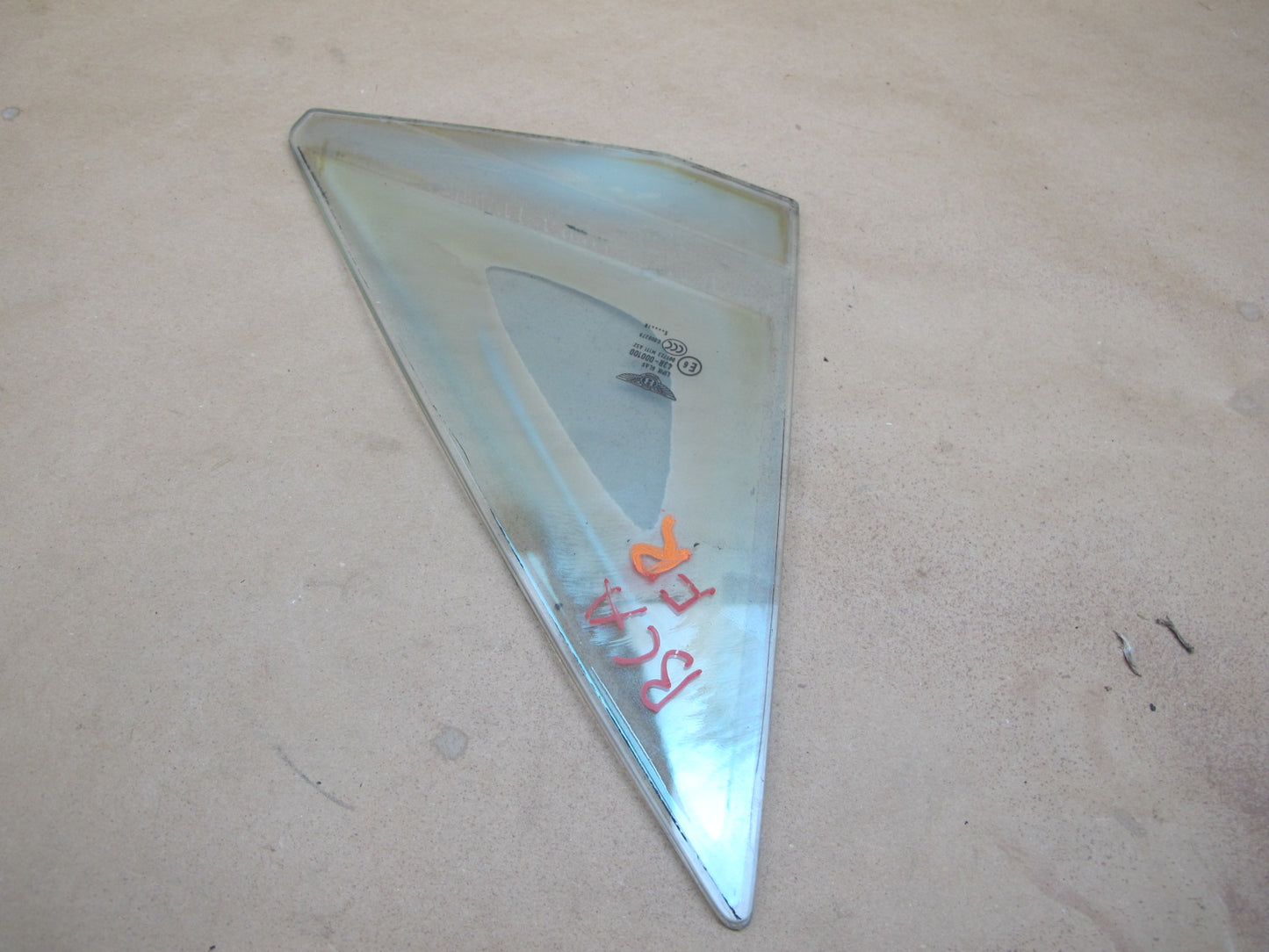 2006-2012 Bentley Continental Flying Spur Front Right Side Vent Glass Window