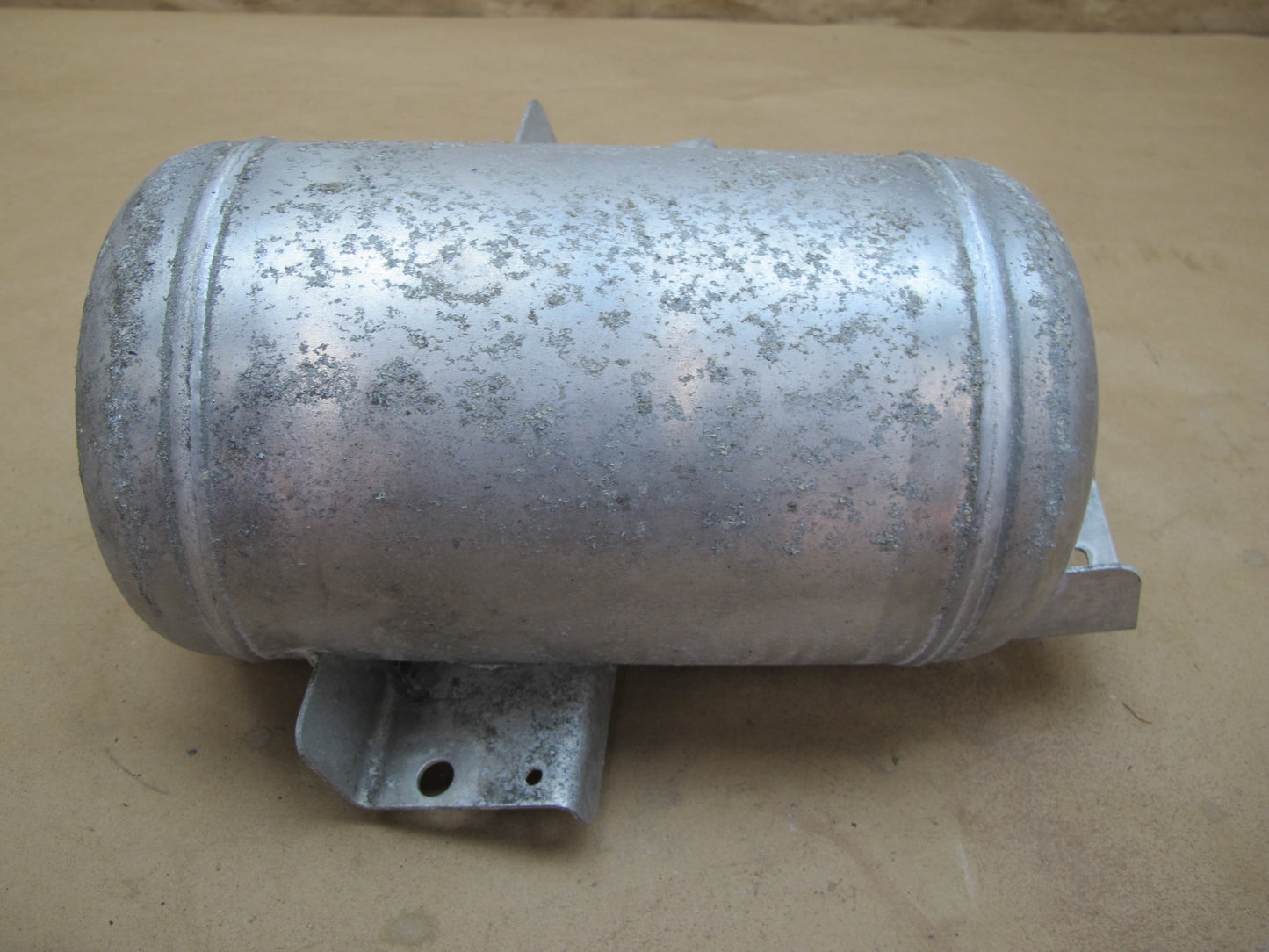 2006-2012 Bentley Flying Spur Air Ride Reservoir Suspension Pressure Tank