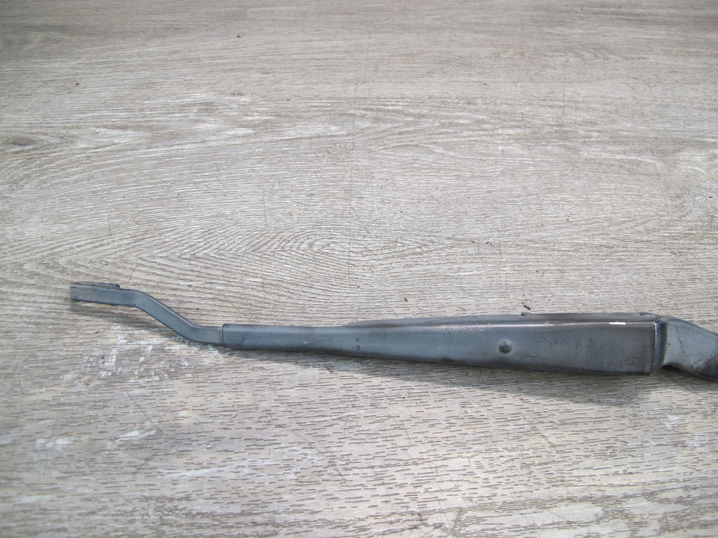 92-00 Lexus UZZ30L SC400 SC300 Set of 2 Front Windshield Wiper Arm OEM