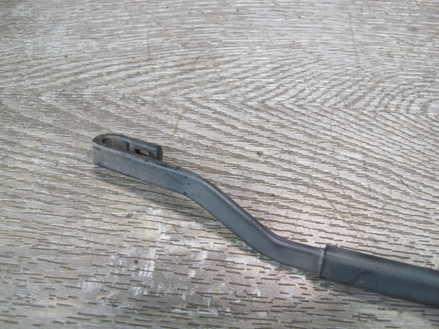 92-00 Lexus UZZ30L SC400 SC300 Set of 2 Front Windshield Wiper Arm OEM