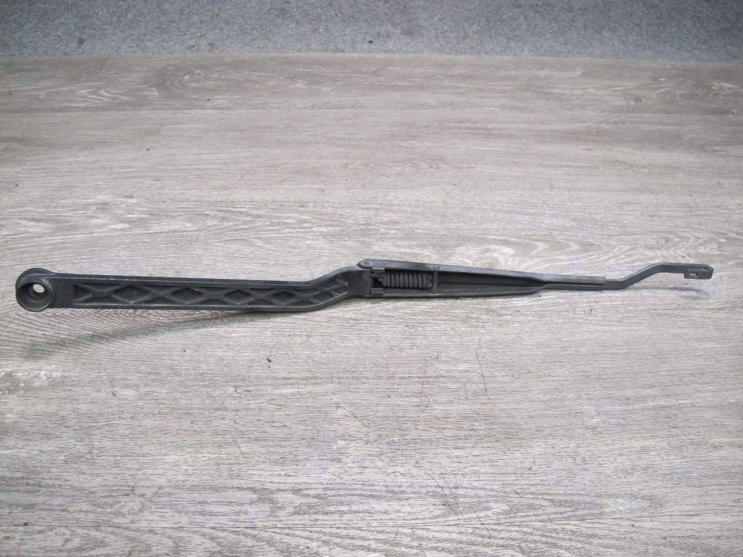 92-00 Lexus UZZ30L SC400 SC300 Set of 2 Front Windshield Wiper Arm OEM