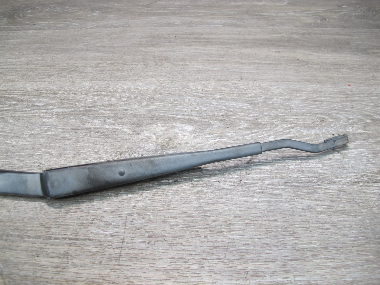 92-00 Lexus UZZ30L SC400 SC300 Set of 2 Front Windshield Wiper Arm OEM