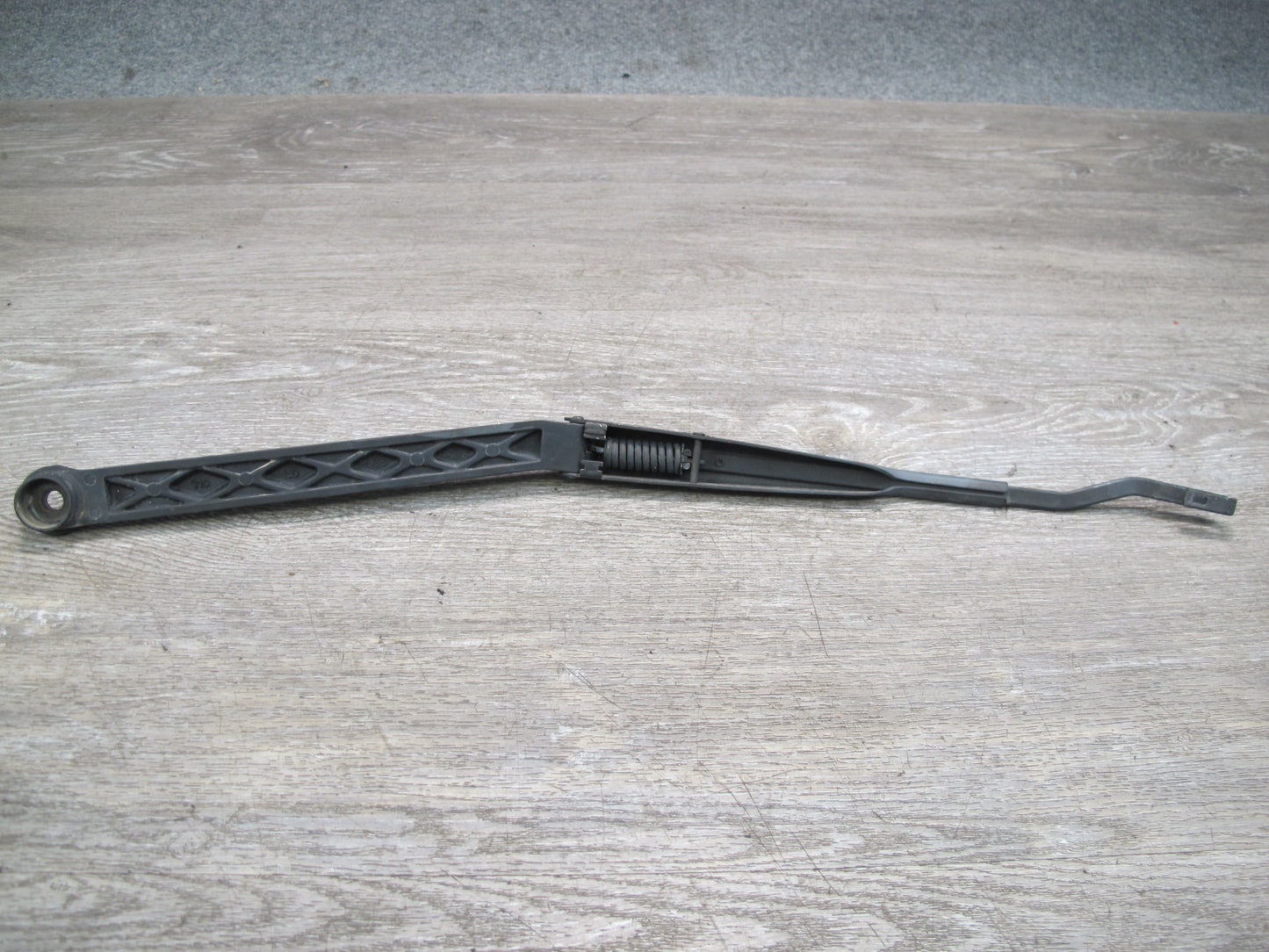 92-00 Lexus UZZ30L SC400 SC300 Set of 2 Front Windshield Wiper Arm OEM
