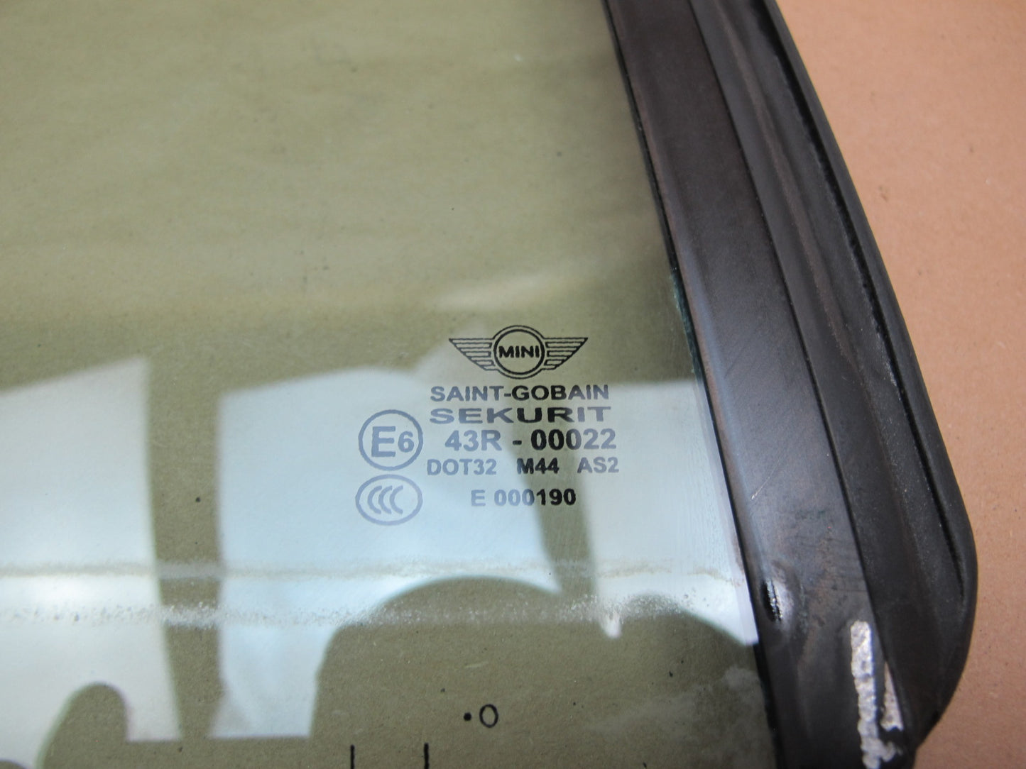 09-15 Mini Cooper R57 Convertible Rear Right Quarter Glass Window OEM