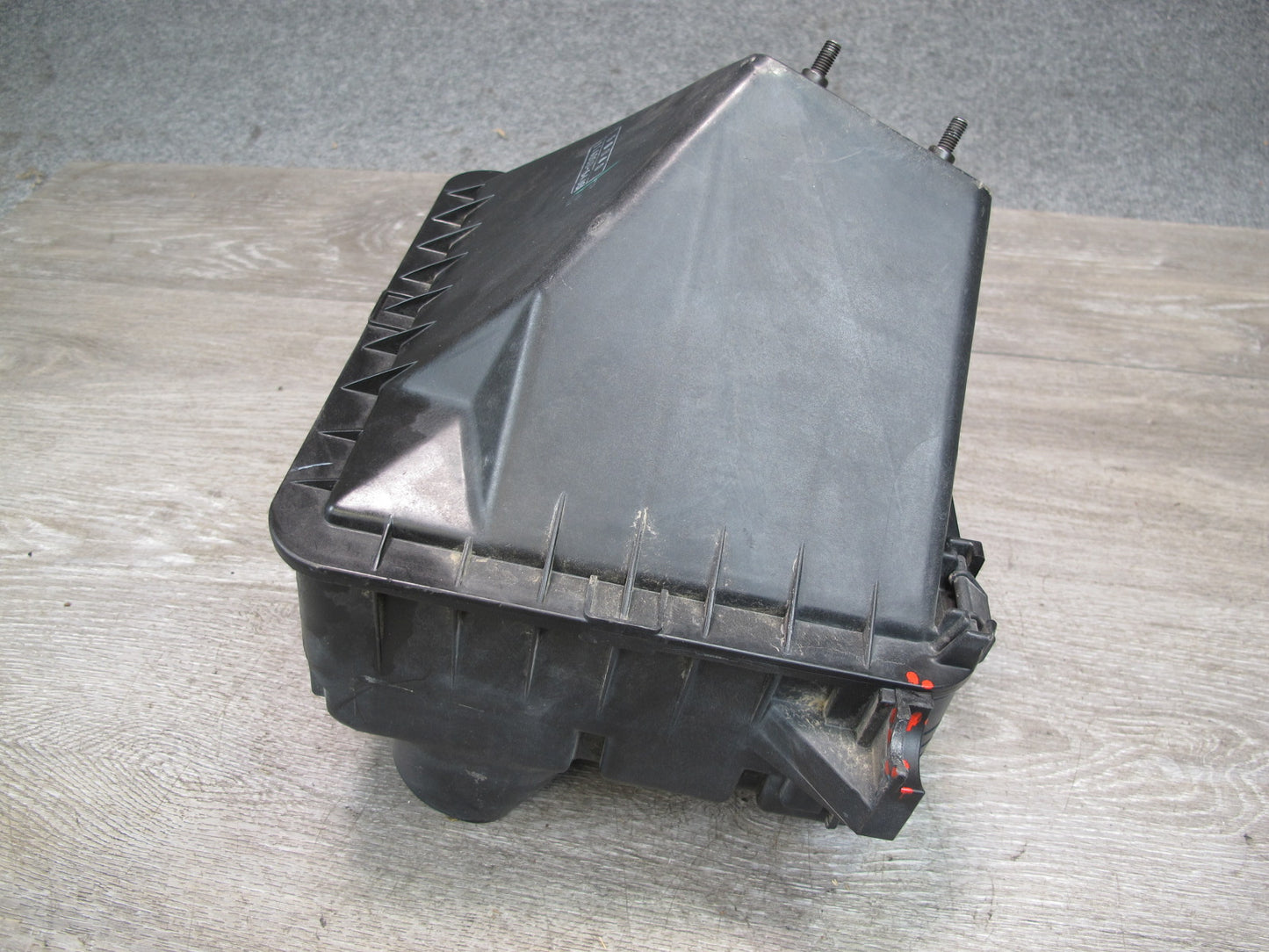 92-95 Lexus UZZ30L SC300 SC400 Air Intake Cleaner Filter Box 114000-6480 OEM