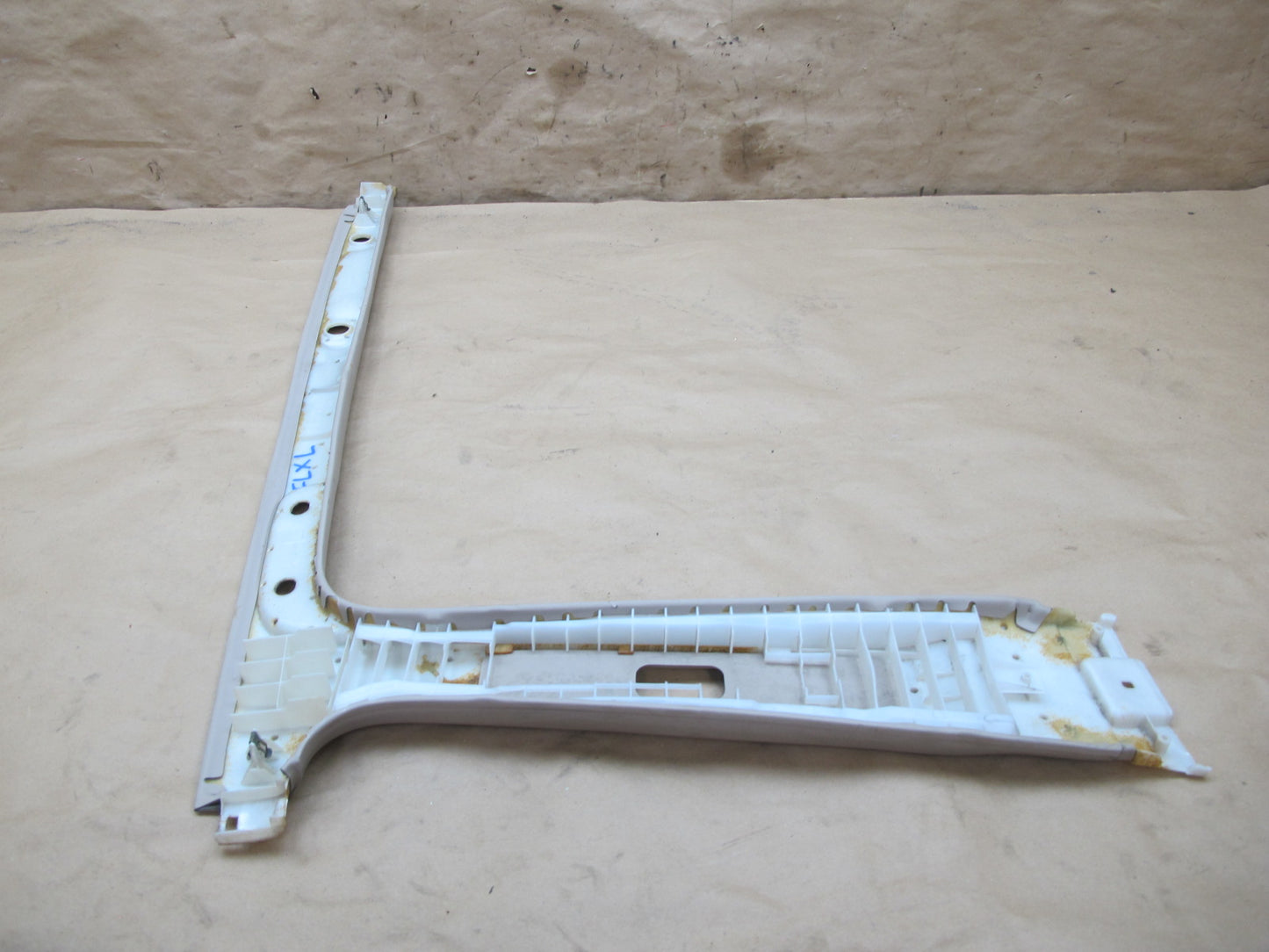 1998-2002 Lexus J100 LX470 Center B Pillar Left Right Upper Trim Cover Panel Set