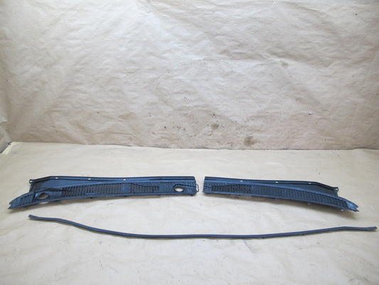 1998-2004 Lexus J100 LX470 Left & Right Side Cowl TOP Windshield Grille Seal Set