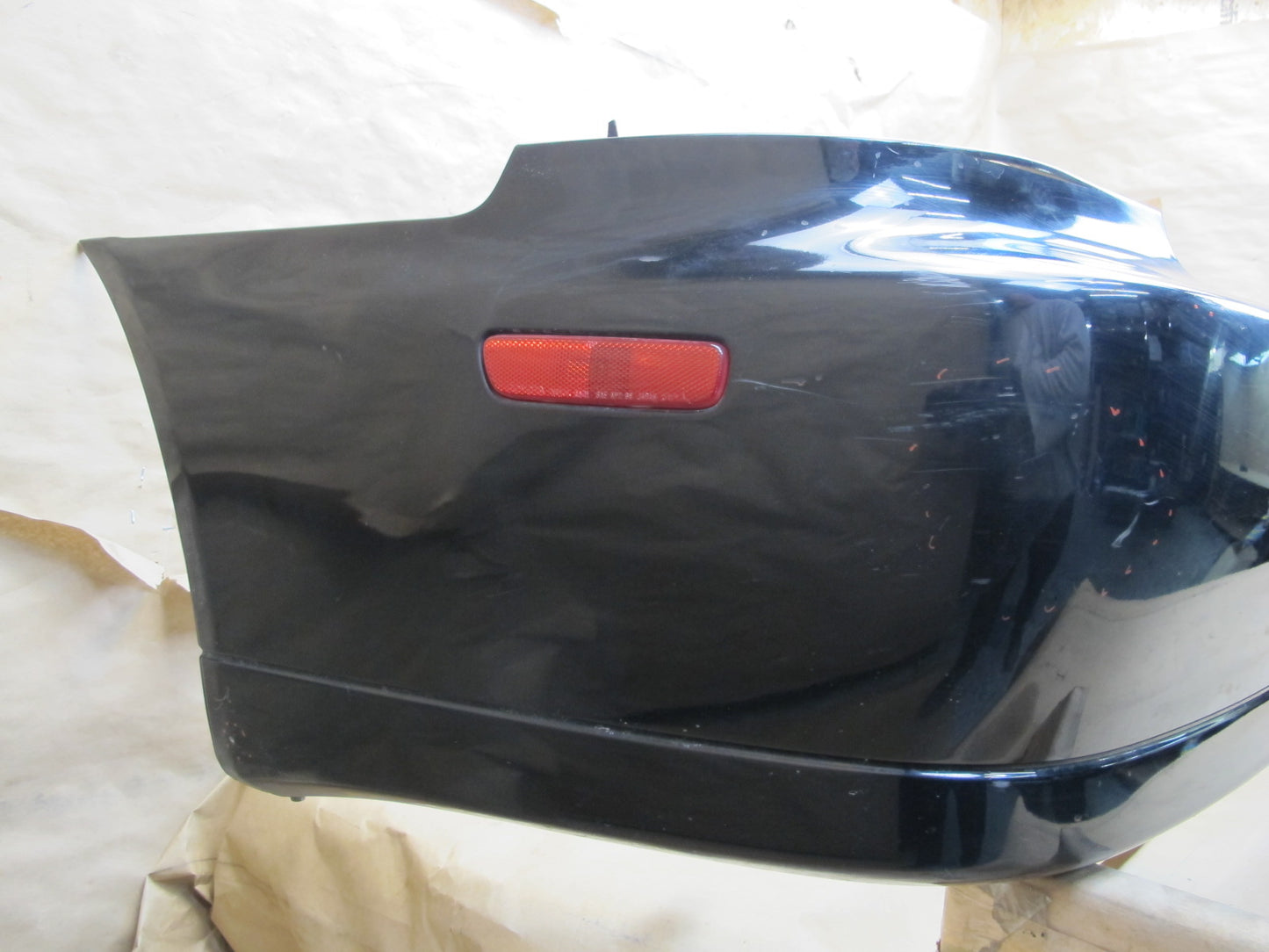 01-05 Lexus JCE10L IS300 Sedan Rear Bumper Cover w Marker Lights OEM
