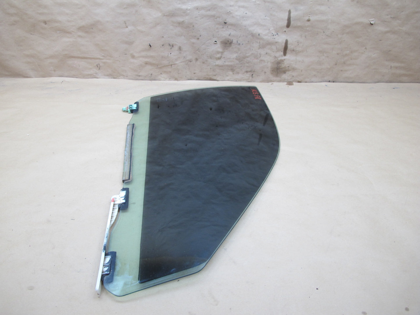 01-03 Lexus JCE10L IS300 Front Right Door Glass Window OEM