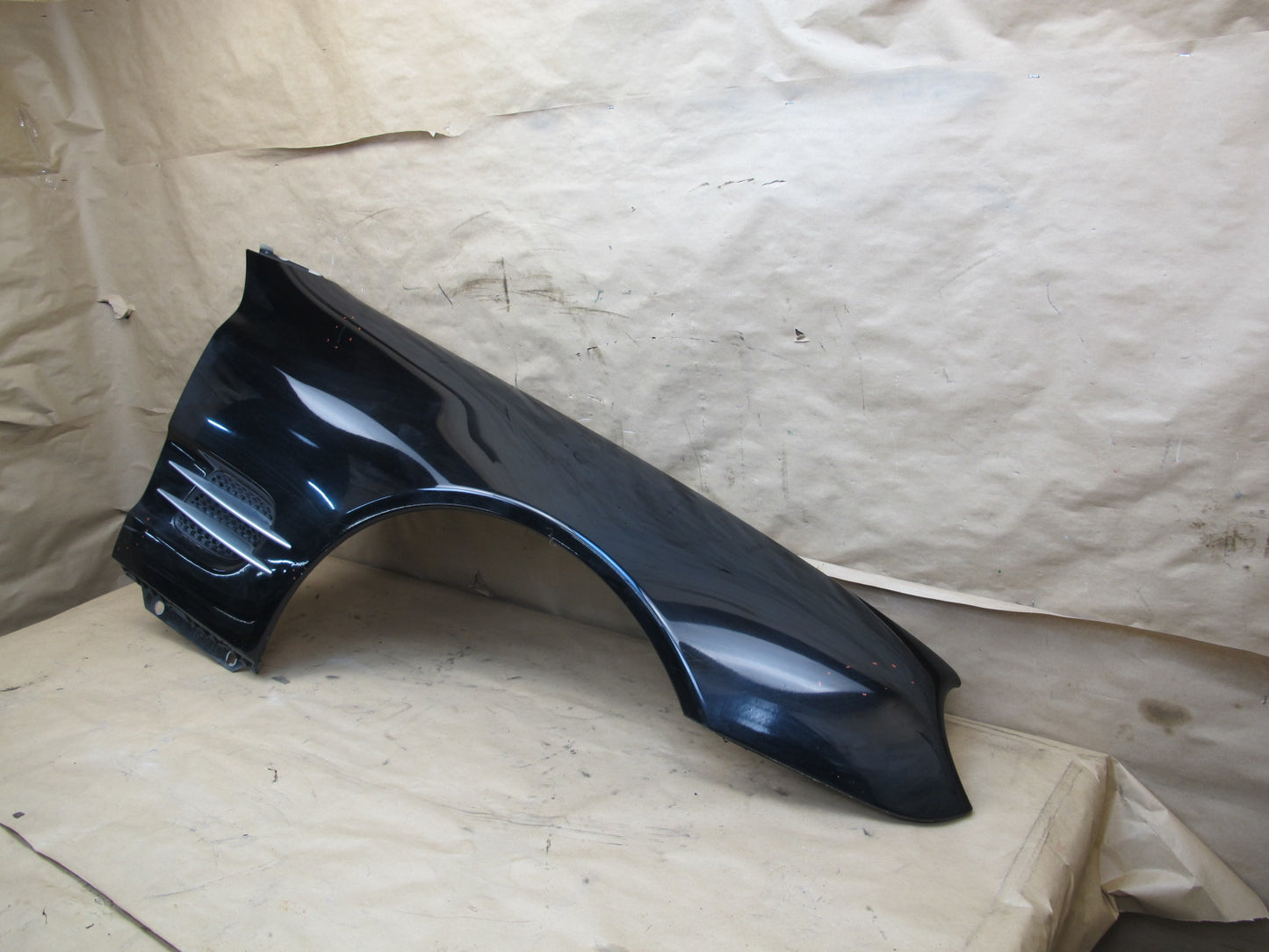 03-08 Mercedes R230 Sl-class Front Right Fender Shell Panel Cover Black OEM
