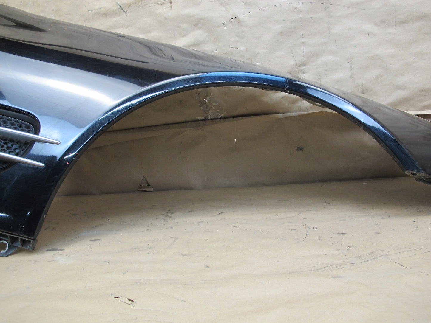 03-08 Mercedes R230 Sl-class Front Right Fender Shell Panel Cover Black OEM