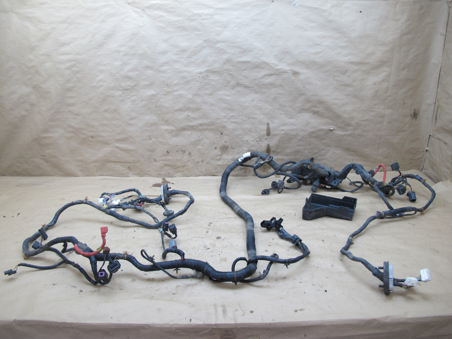 91-94 Dodge Stealth 3000GT 6G72 Dohc Engine Bay Wiring Harness Fuse Box OEM