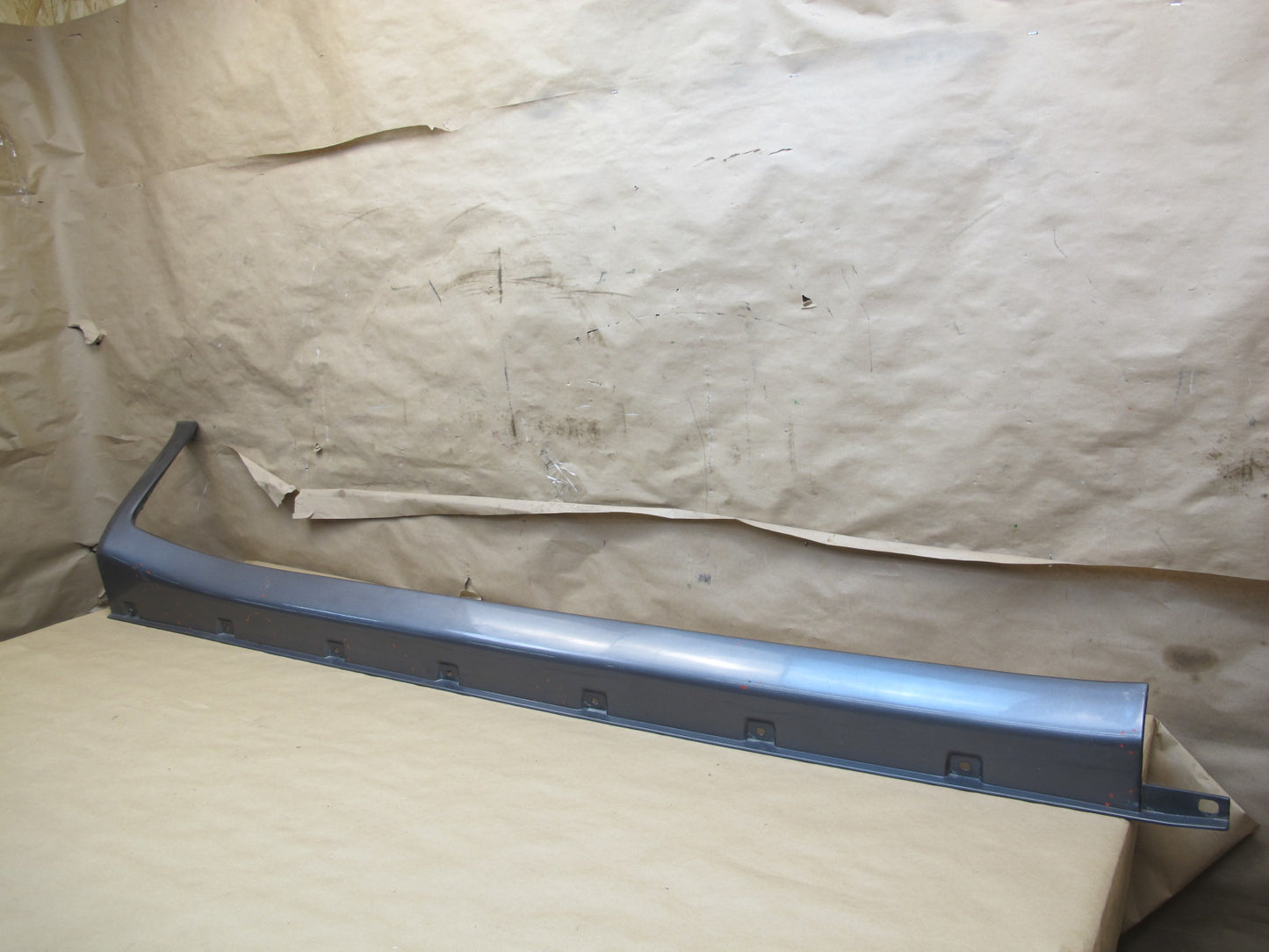 1998-2002 Lexus J100 LX470 Left & Right Rocker Panel Trim Molding Set of 2
