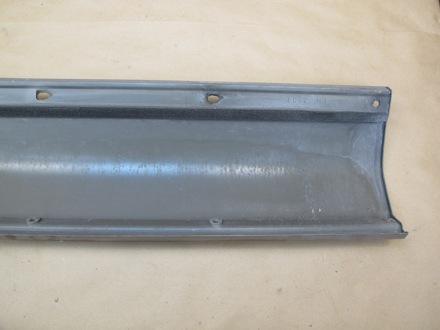 95-97 Lexus LS400 UCF20L Set of 4 Side Skirt Rocker Panel Molding Set OEM