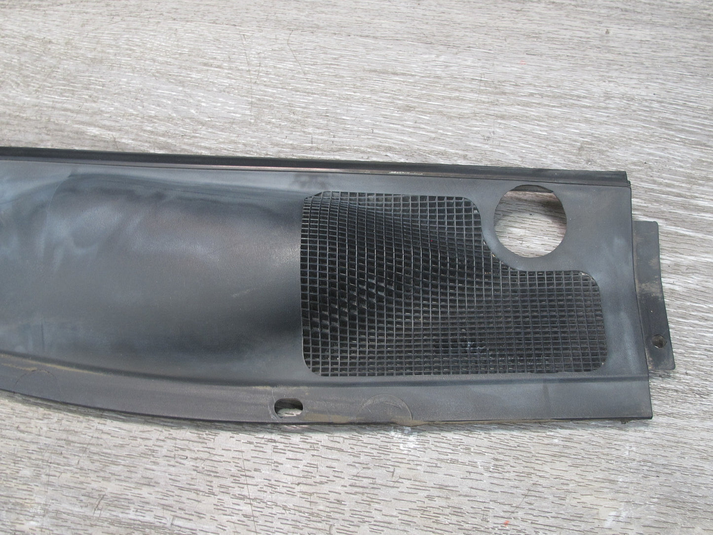 92-96 Toyota Cresta MARK2 JZX90 Set of 2 Windshield Cowl Louver Trim Panel OEM