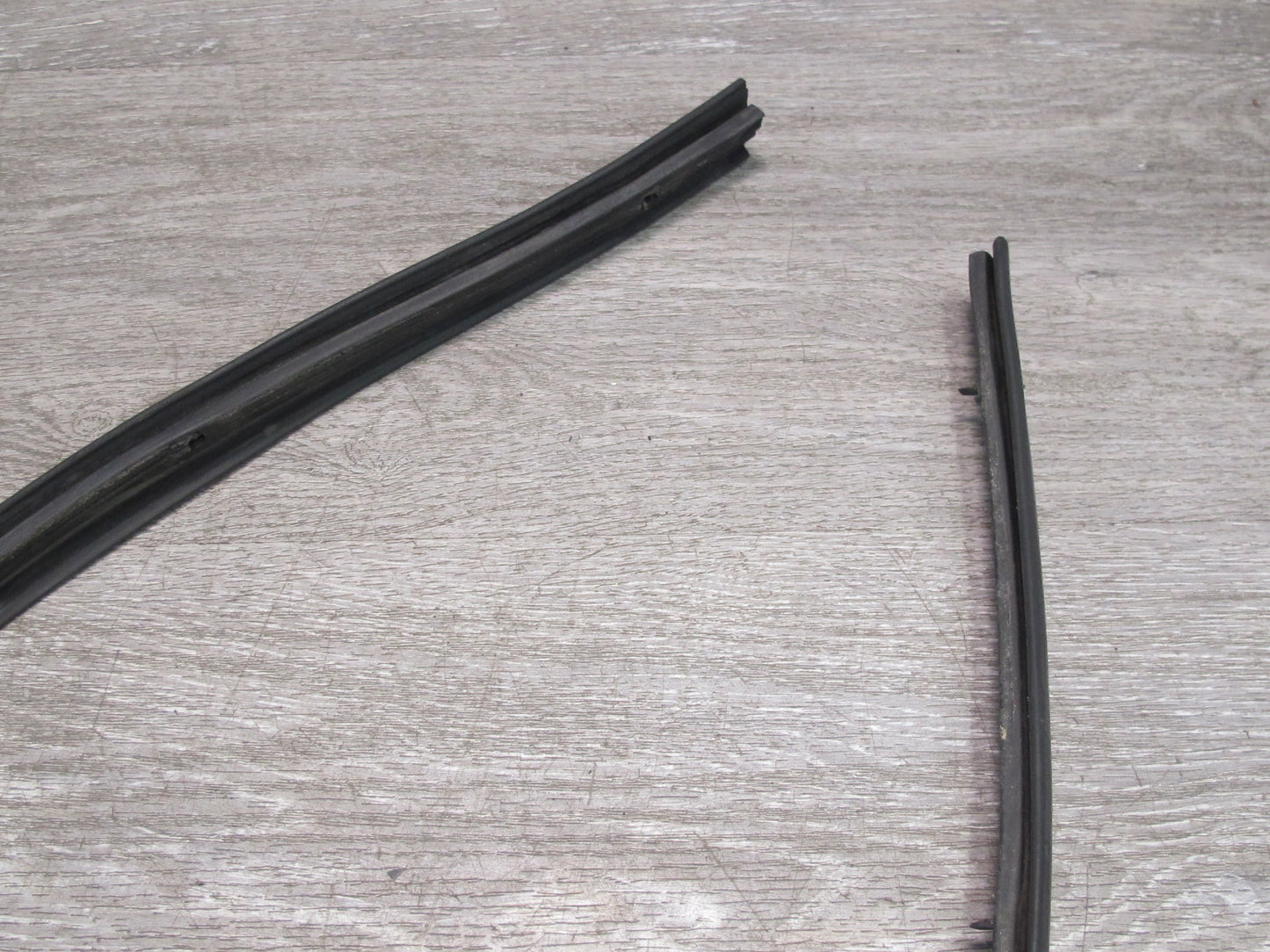 92-96 Toyota Cresta MARK2 JZX90 Set of 2 Windshield Cowl Louver Trim Panel OEM