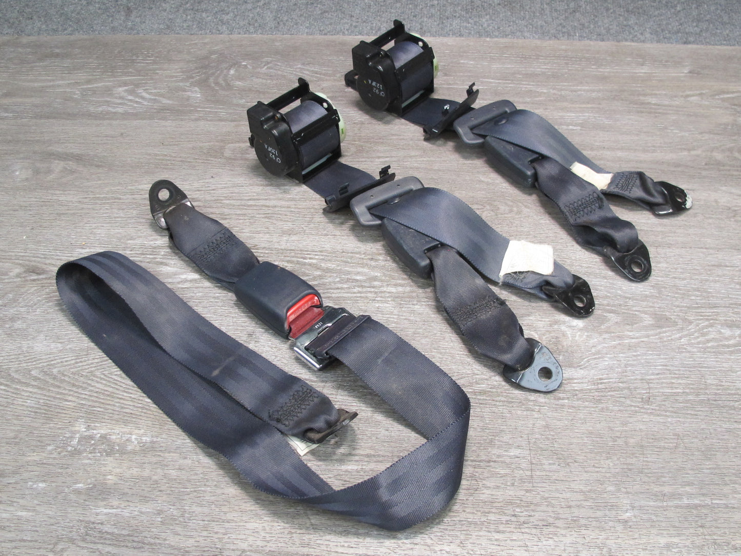 94-96 TOYOTA CRESTA TOURER V REAR RIGHT CENTER LEFT SIDE SEATBELT RETRACTOR SET OEM