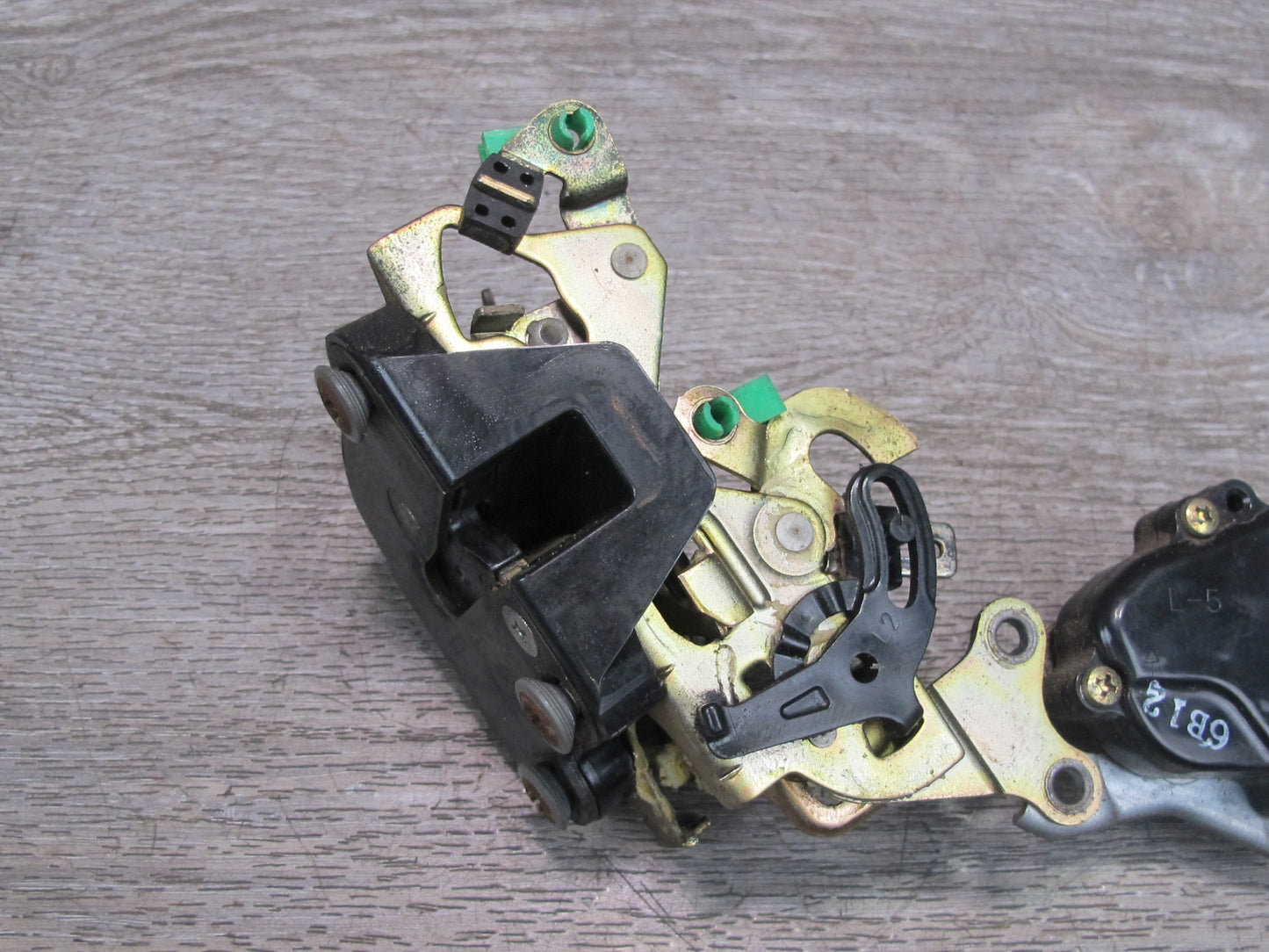 92-96 Toyota Cresta MARK2 JZX90 Rear Left Door Lock Latch Actuator OEM