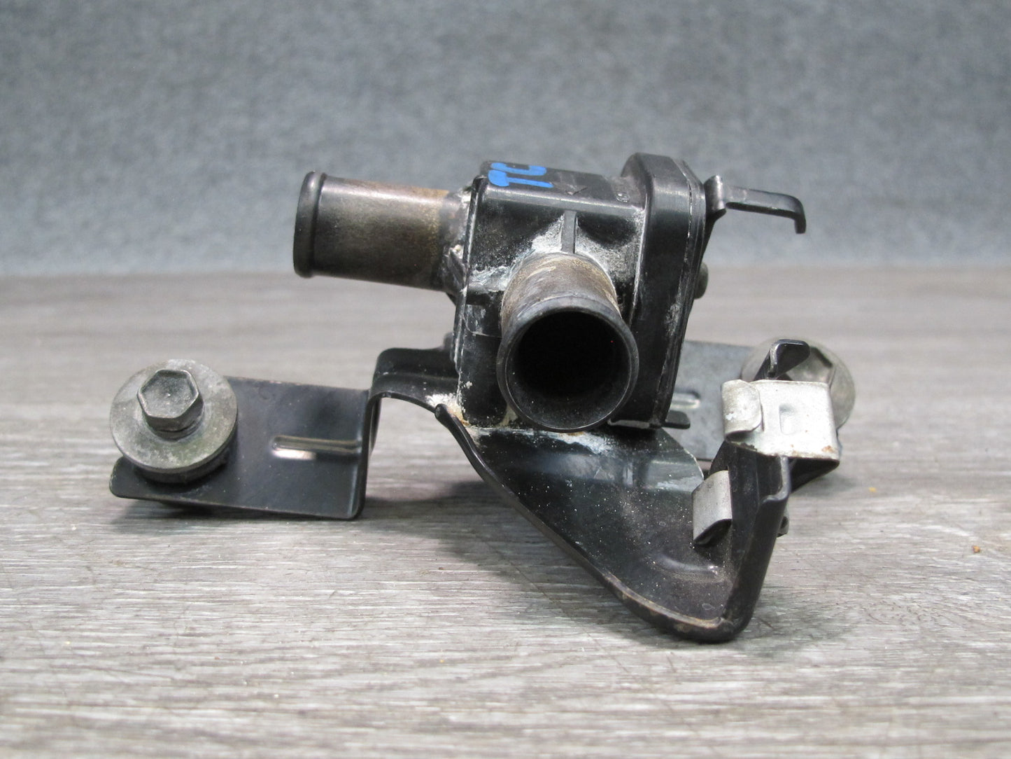 92-96 Toyota Cresta MARK2 JZX90 Heater Control Water Valve Pump OEM