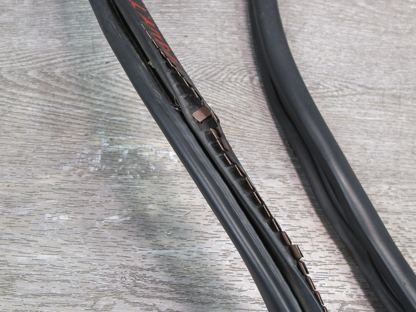 2006-2012 Bentley Flying Spur Front Hood Bonnet Weatherstrip Rubber Seal