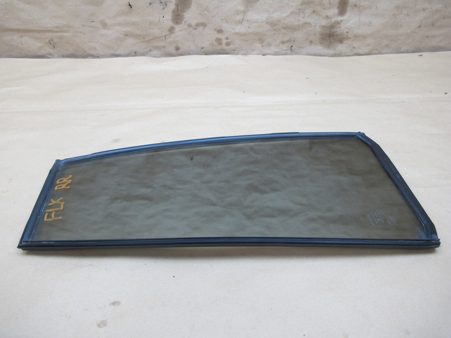 1998-2002 Lexus J100 LX470 Rear Right Side Door Vent Fixed Glass Window