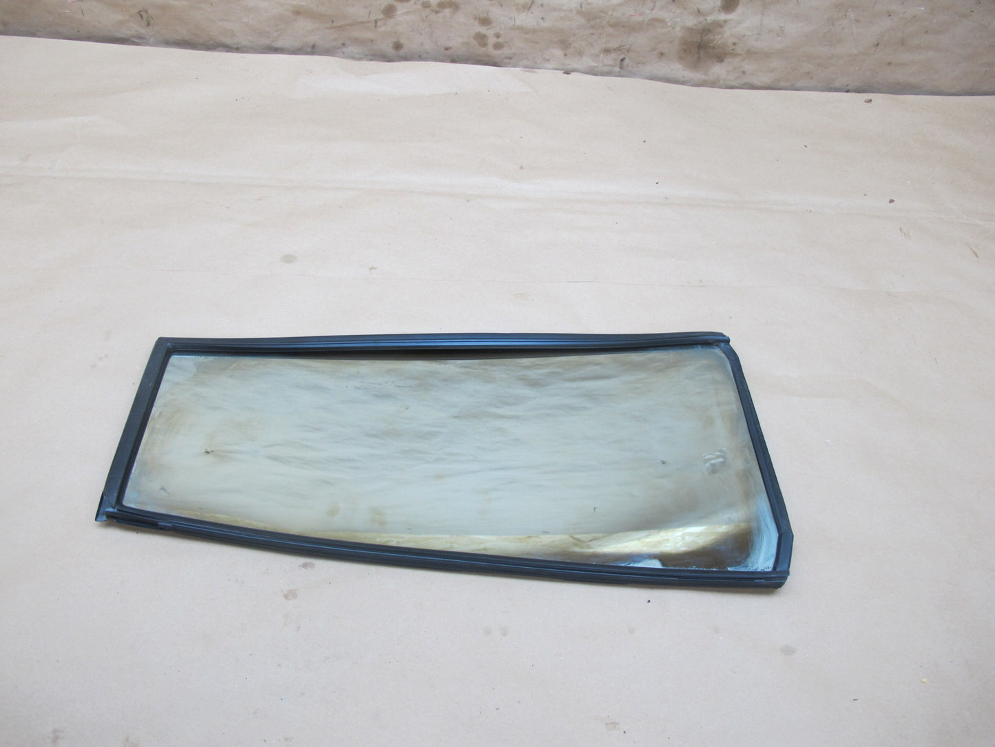 1998-2002 Lexus J100 LX470 Rear Right Side Door Vent Fixed Glass Window