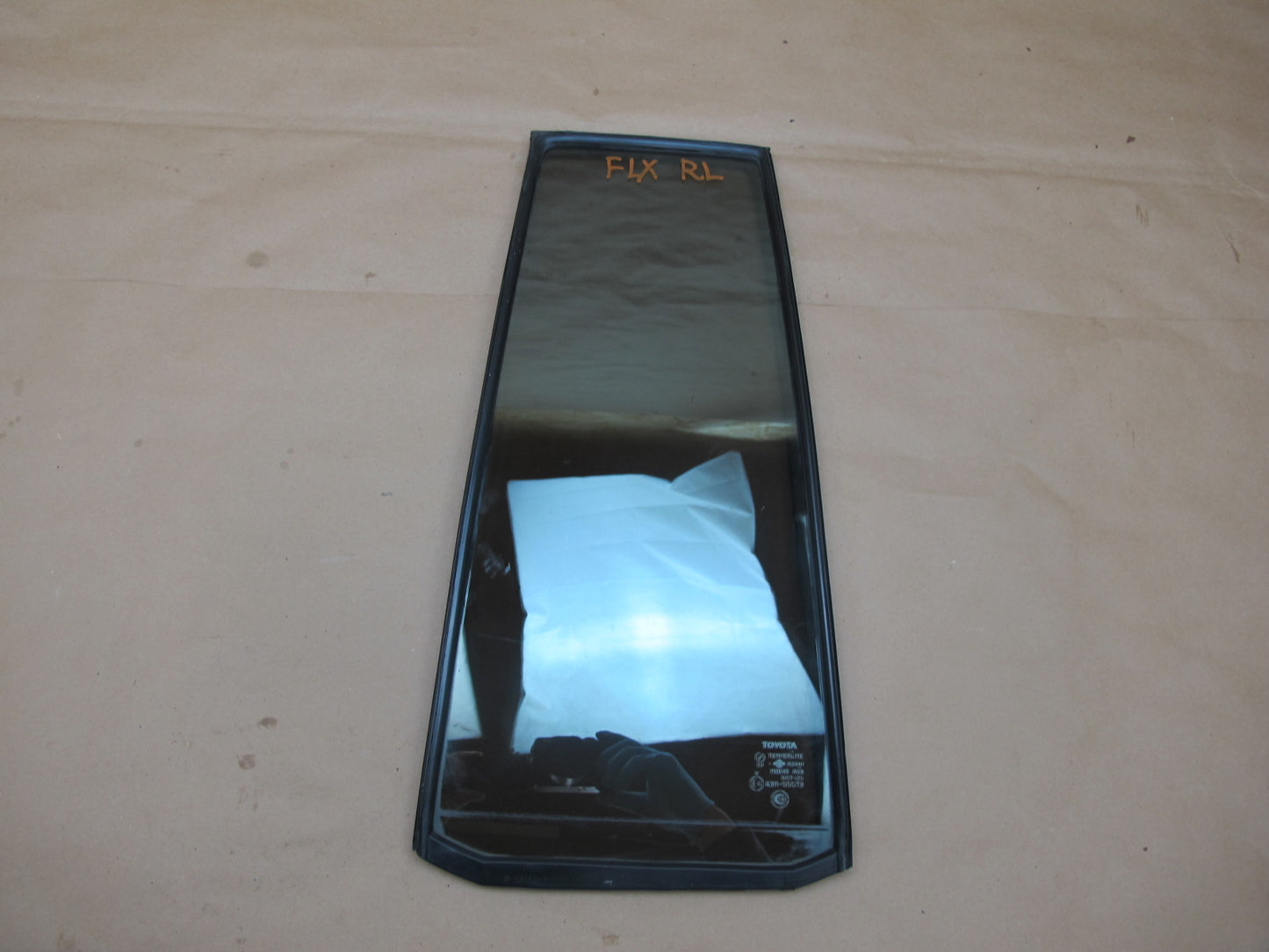 1998-2007 Lexus J100 LX470 Rear Left Side Door Vent Fixed Glass Window