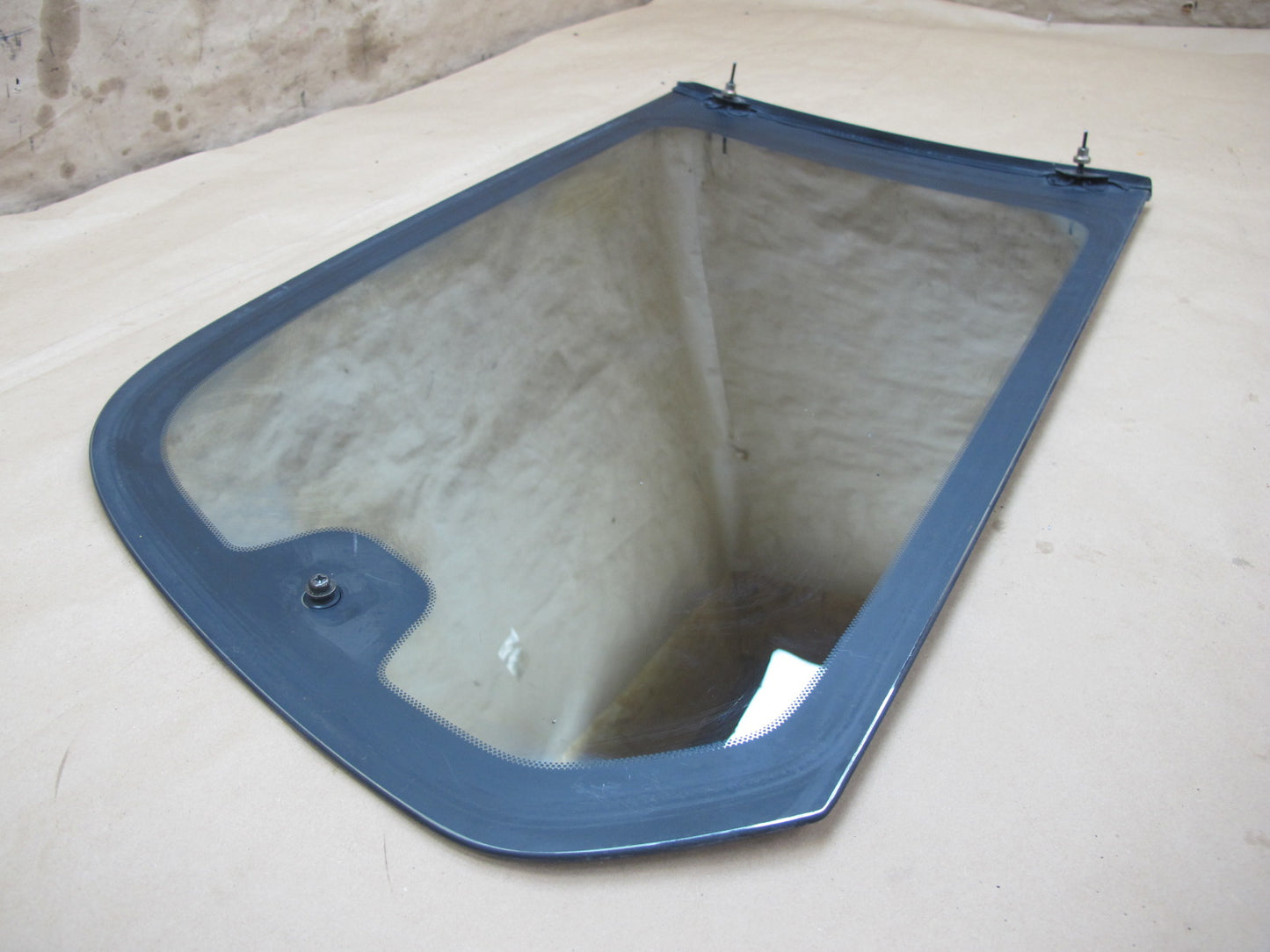 1998-2000 Lexus J100 LX470 Rear Left Driver Side Quarter Glass Window