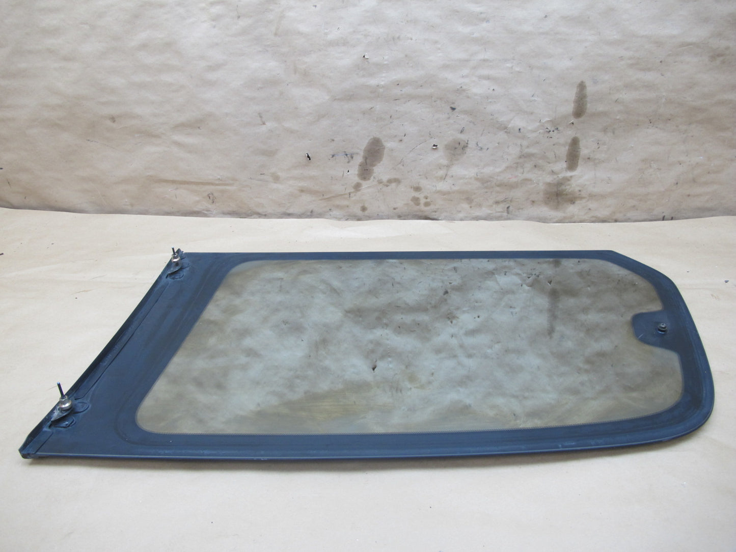 1998-2000 Lexus J100 LX470 Rear Left Driver Side Quarter Glass Window